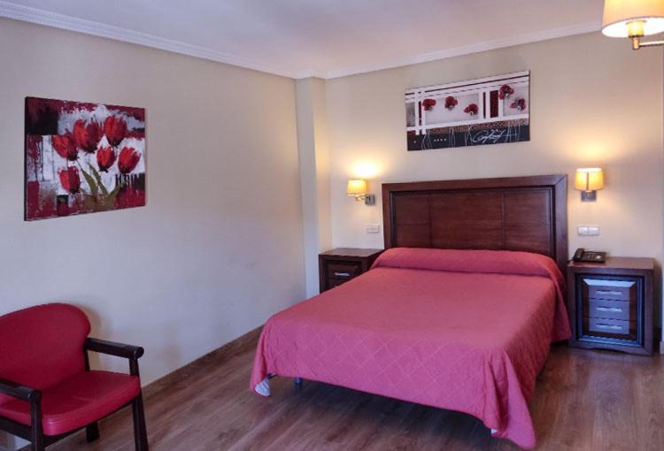 Hostal Plaza Mayor Torrejón de Ardoz Exteriér fotografie