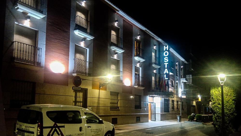 Hostal Plaza Mayor Torrejón de Ardoz Exteriér fotografie